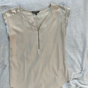 Express women’s short sleeve blouse with zipper